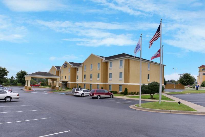 Comfort Inn & Suites Bryant - Benton Exterior photo